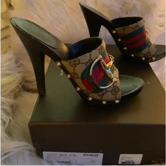 GUCCI
Beige/Ebony GG Canvas Vintage Web Horsebit Wood Mule Slide Sandals - Picture 8 of 17